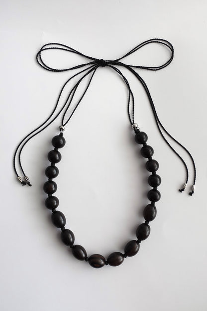 EBONY AND SILKCORD NECKLACE
