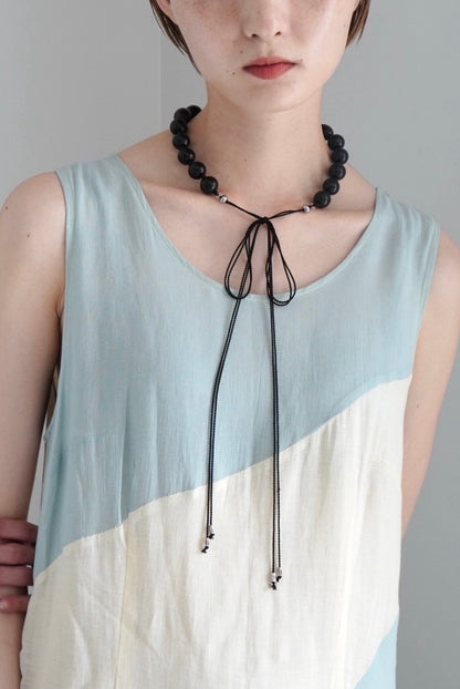 EBONY AND SILKCORD NECKLACE