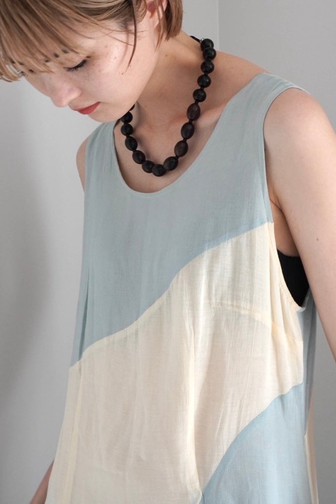EBONY AND SILKCORD NECKLACE